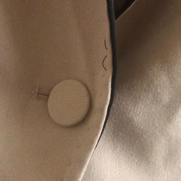 SOLD H&M Baby Pink Blazer - Picture 6 of 15